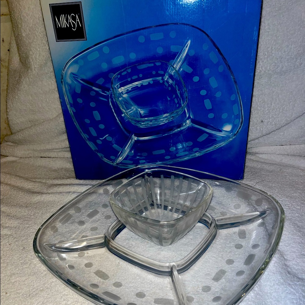 Mikasa Cheers chip and dip platter